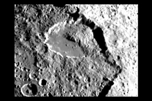 Iapetus - A Moon, A Mystery